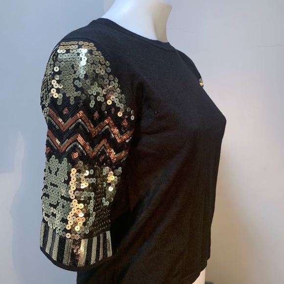 NWT  Endless Rose SEQUINED CREW NECK PULLOVER   - Medium - Picture 4 of 7